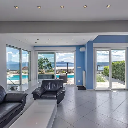 Awesome Home In Crikvenica With Wifi